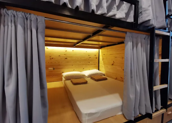 Murals Sleepbox (adults Only) Vandrarhem