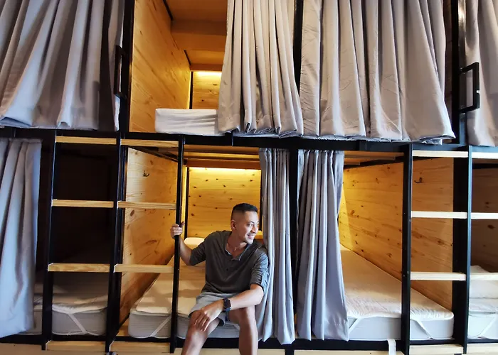Vandrarhem Murals Sleepbox (adults Only)